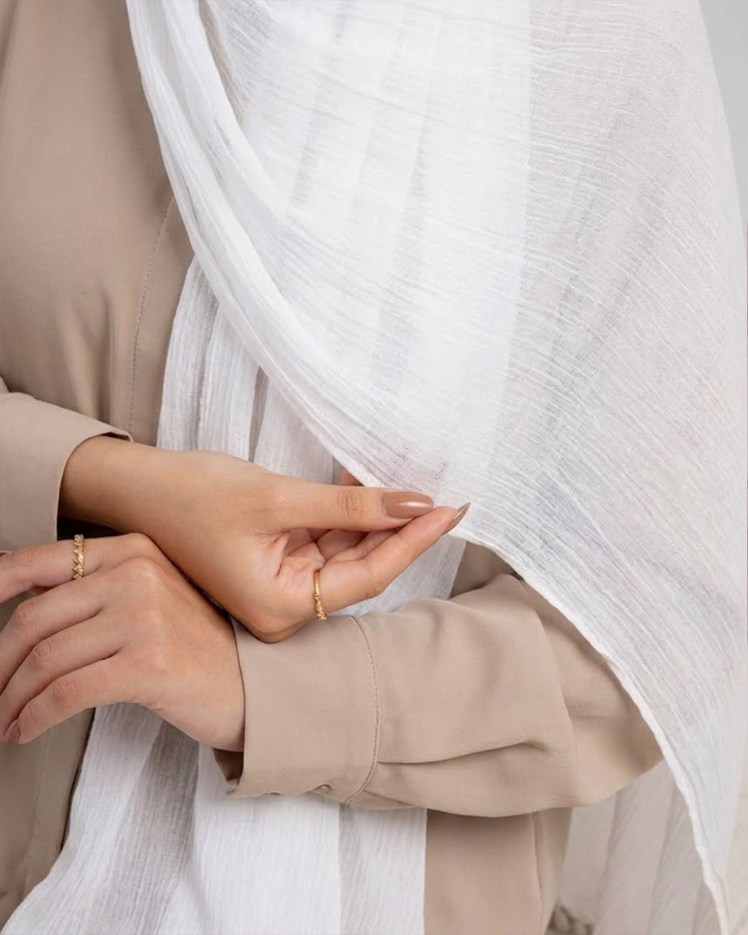 Thailandi Scarf - in Off White