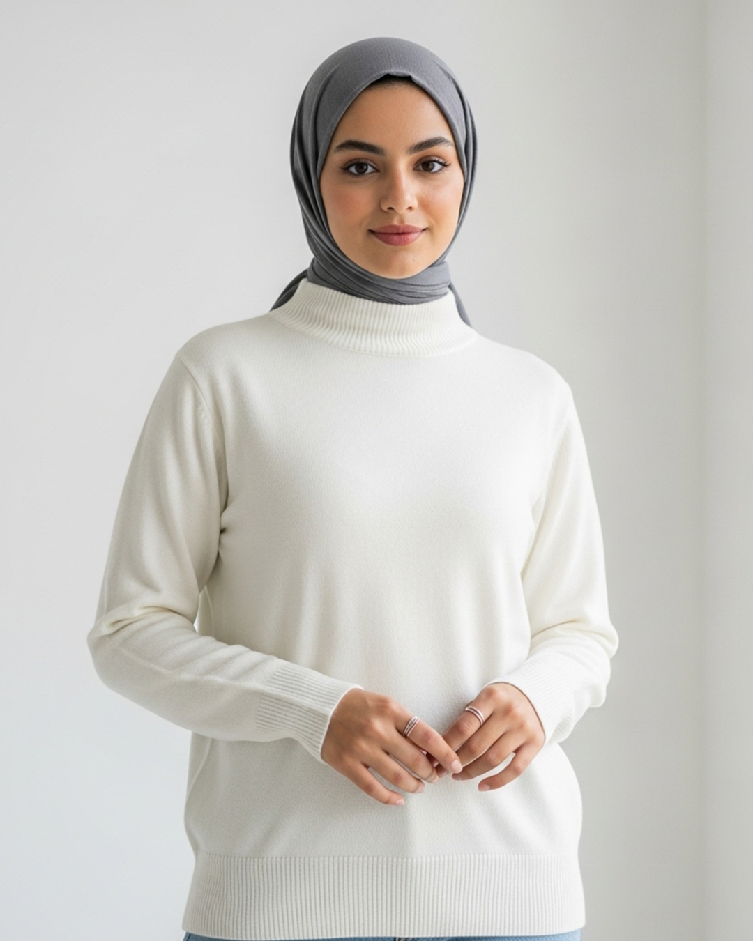 Basic Half Cool in Off White