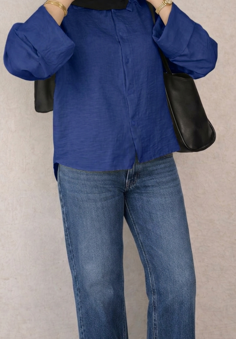 The Fold Shirt in Dark Blue