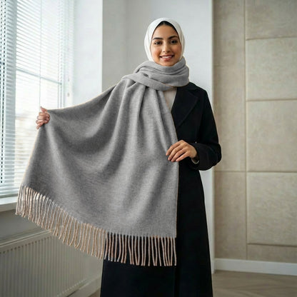 Safya Winter shawl in Gray