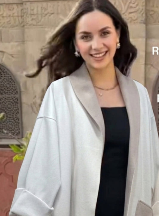 The Easy Fit Cardigan in light cream Beige
